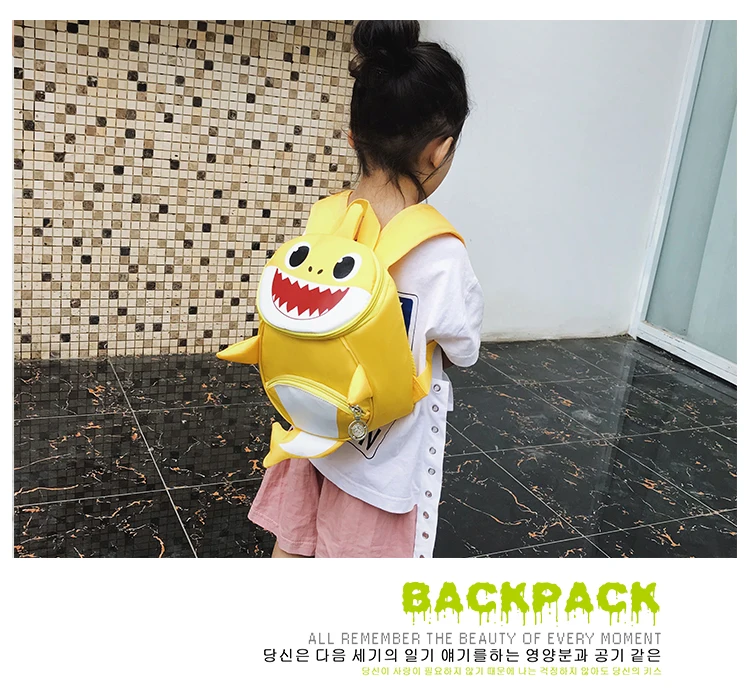 Backpack New Cartoon Shark Baby Anti-lost Children Bag Cute Nylon Shoulder Bag Primary School Kindergarten Bag Bookbag