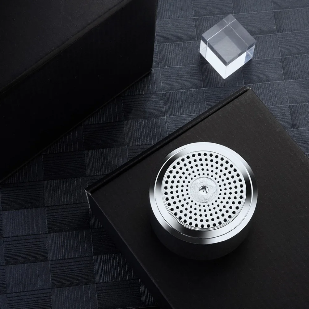 Мини Bluetooth динамик USB СВЕТОДИОДНЫЙ светильник беспроводной портативный музыкальный сабвуфер небольшой изготовлен с металлическим корпусом, высокое качество