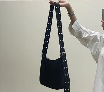 

Fashion messenger bag female bag nylon cross body zipper one shoulder small cute bag kawaii black xiaomanti8u89