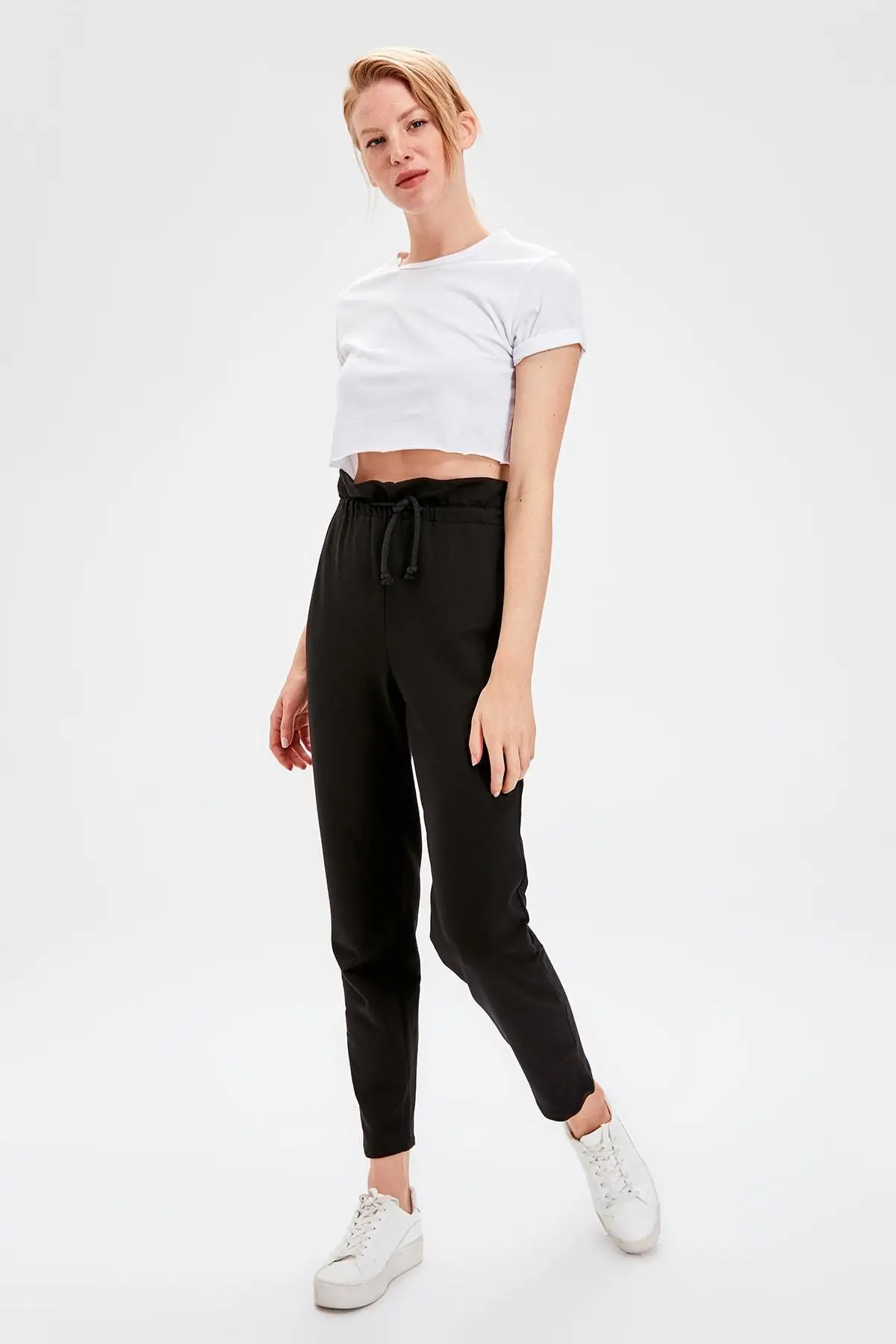 Trendyol Черная мягкая сумка трикотажные спортивные штаны TWOAW20EA0036