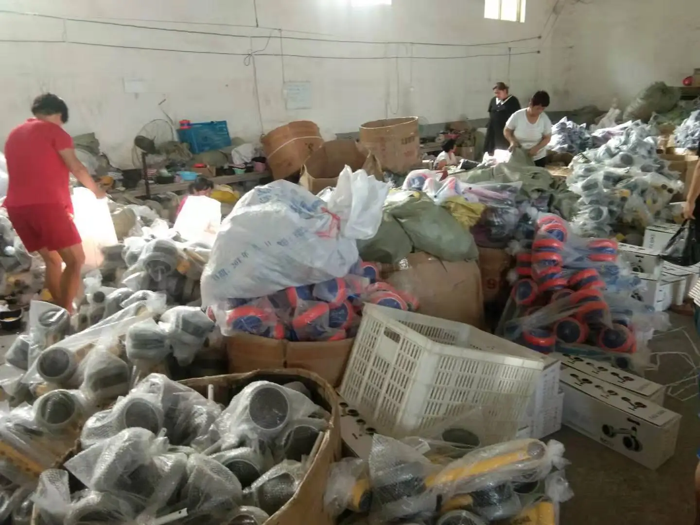 Поколение баланса жира автомобиль дети не педаль ходунки 1-3 лет Детский самокат обучающая игрушка качели автомобиль