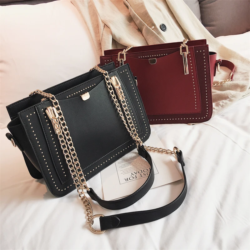 Goedkoop Swdf 2020 Nieuwe Luxe Klinknagel Handtas Vrouwen Tas Designer Merk Metalen Ketting Tassen Casual Pu Lederen Crossbody Tas Tassen voor Vrouw