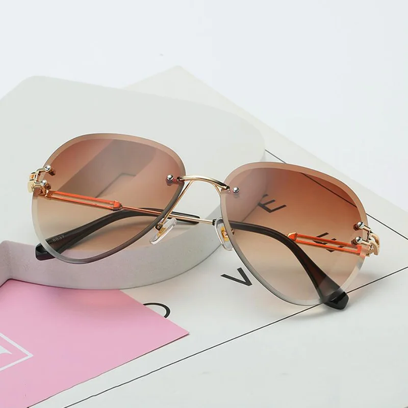 RBENN новые брендовые дизайнерские солнцезащитные очки без оправы пилота для женщин и мужчин ретро Димонда режущего объектива градиентные солнцезащитные очки для женщин UV400 - Цвет линз: Gold Gradient Brown