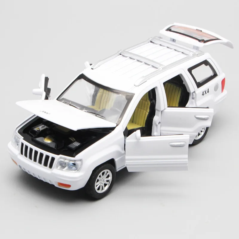 1:32 высокое моделирование Jeep Grand Cherokee сплава Модель автомобиля шесть открытый дизайн освещение Звук восстановление модель автомобиля для детей Подарки