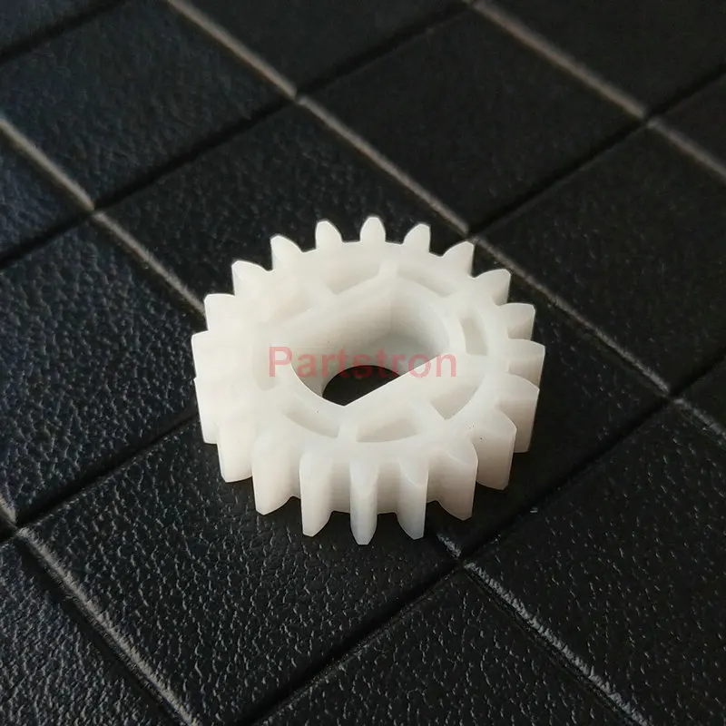 

Original new Paper-Feed Tray Gear M1x20x7 612-10036 For use in Riso RV RZ EV EZ MZ MV