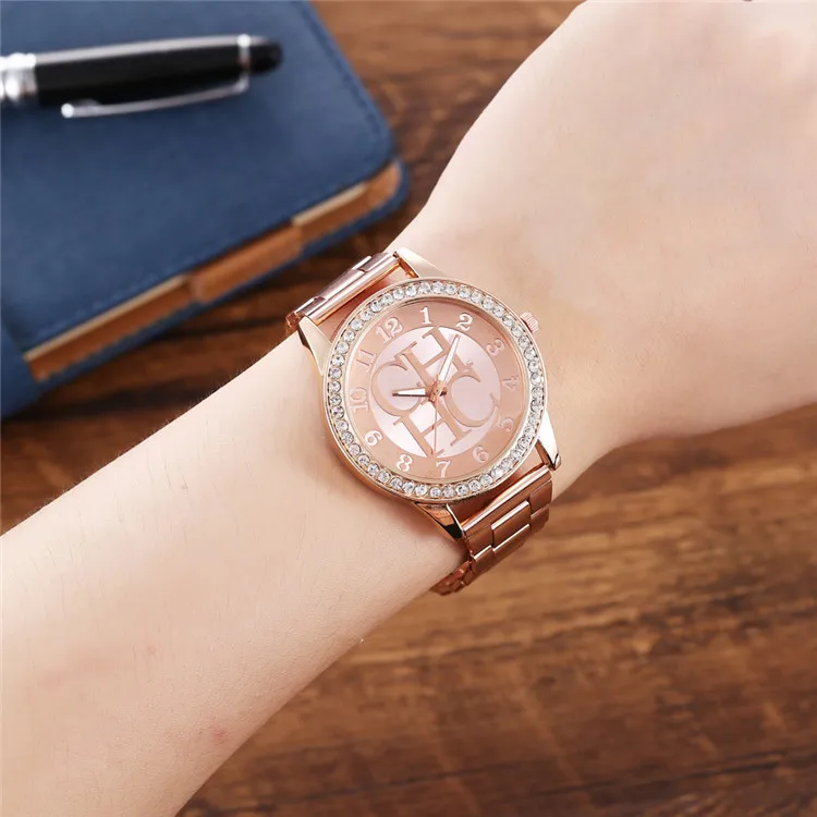 2020 special new high quality CH ladies watch sports quartz female watch rose gold stainless steel rhinestone digital watch