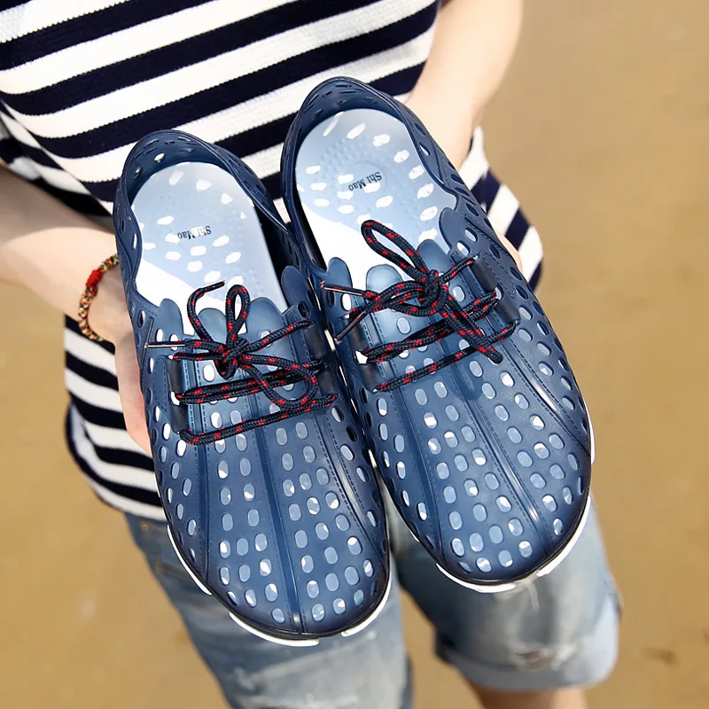 

Summer New Style Large Size Men Porous Shoes Lightweight Anti-slip Soft-Sole Sandals Foot Covering Hollow out MEN'S Sandals