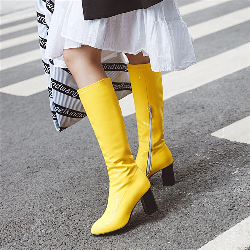 Новые женские высокие сапоги размера плюс 48 модные сапоги до колена Женская осенне-зимняя обувь зеленого, красного, желтого, белого цвета