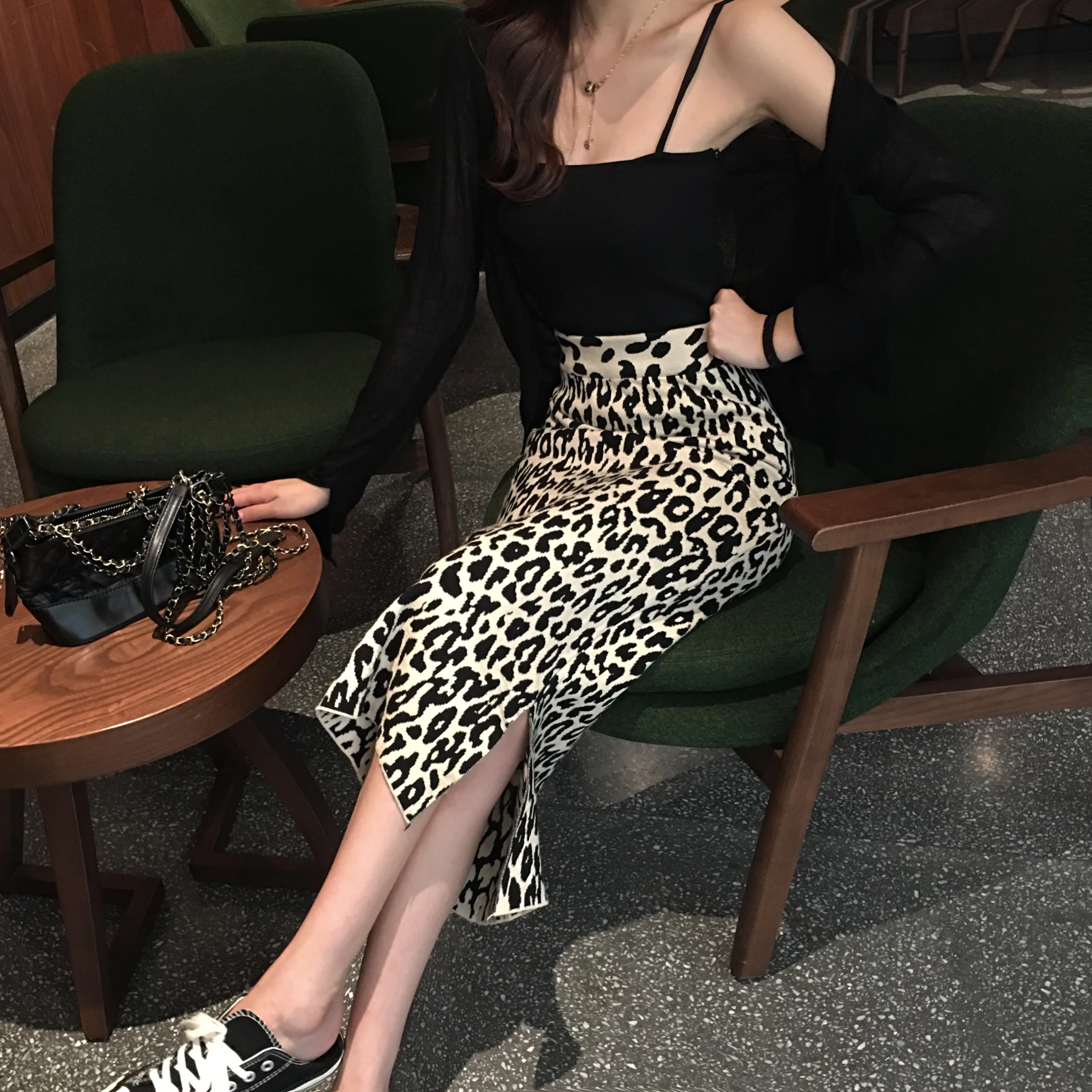 Новая осенняя и зимняя Длинная вязаная леопардовая юбка с разрезом, женская вязаная юбка с высокой талией
