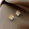Boucles d'oreilles en perles d'abeille de Style coréen pour femmes, petites boucles d'oreilles exquises et élégantes pour dames, bijoux cadeaux d'anniversaire pour fête de mariage