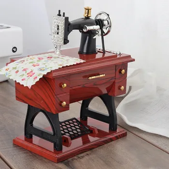 

Retro Nostalgic Simulation Mini Sewing Machine Music Box Music Box Music Box Decoration Gift Souvenir