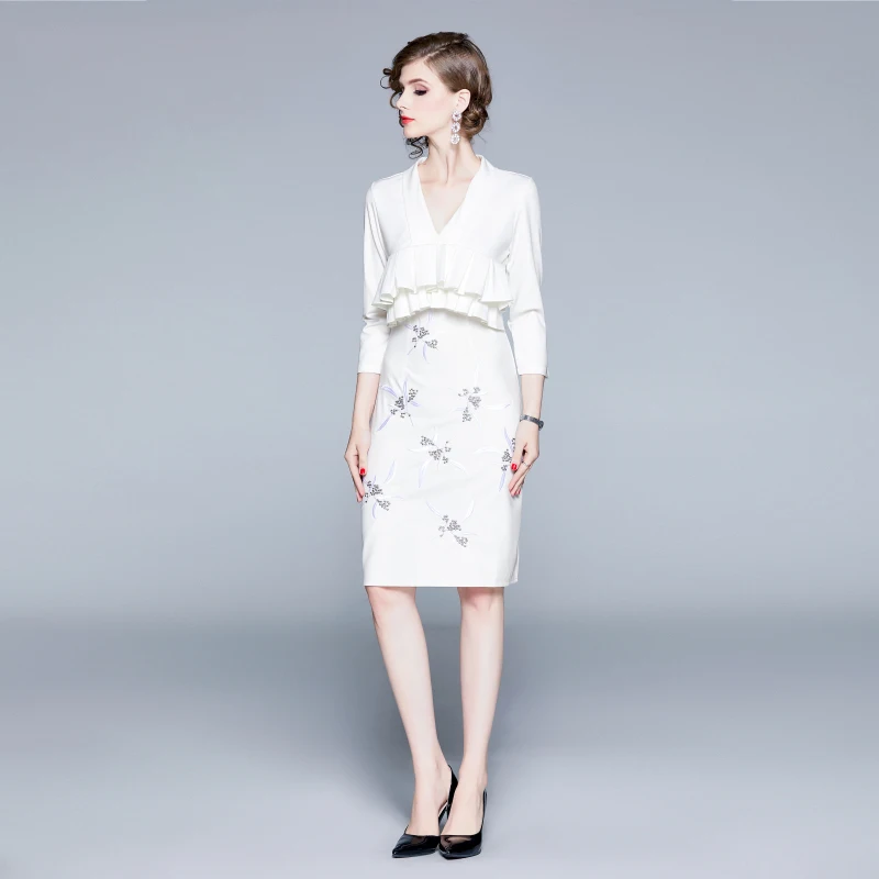 

Small Fragrant Flower Embroidery Ruffles Dress 2019 Autumn Winter Women Runway V-Neck High Waist Vintage Elegant Office Dress