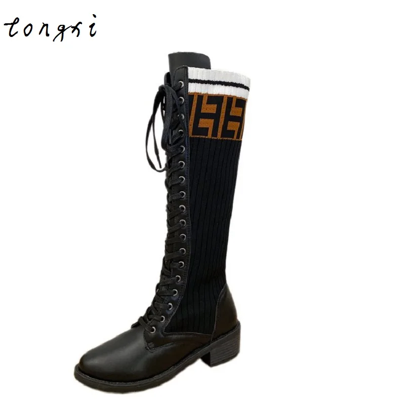 Baratos Tongxi mujer elástico estiramiento botas altas deslizamiento sobre la rodilla botas moda femenina Otoño Invierno mujer Zapatos negro