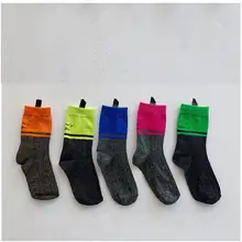 Женские однотонные неоновые Гольфы с металлическим люрексом, блестящие яркие неоновые, желтые, оранжевые зимние короткие носки для девочек, 5 пар/лот AL211SC