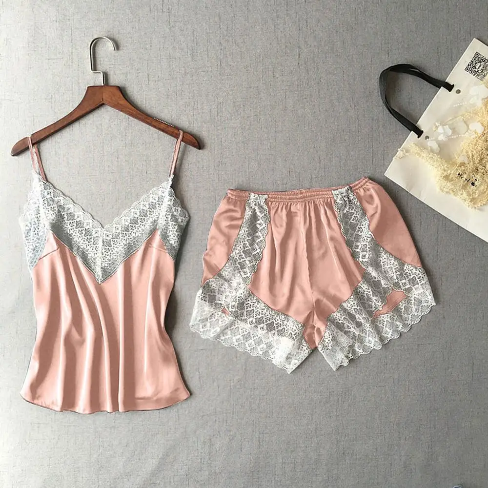 

Sexy Women Lace Satin Sleepwear 2 PC Set Fashion Solid Wireless Camisole Shorts Pajamas Set Conjunto Cueca 2019 New Hot Sale 1