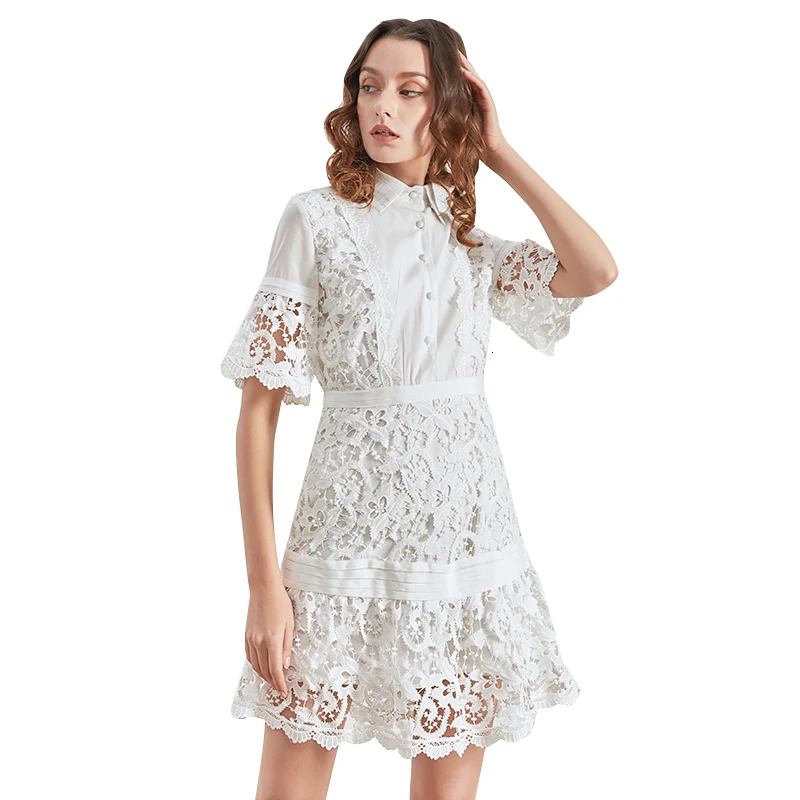 TWOTWINSTYLE Лоскутные кружевные платья для женщин воротник с лацканами короткий рукав Высокая талия с рюшами выдалбливают Мини платье для женщин одежда
