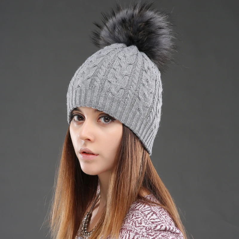 CNTANG 2026 Damen Doppellagige Strickmützen Winter Warme Beanie-Mützen Wollmütze mit Bommel Natürliches Waschbär-Fell Modische Damen-Kappe – Detail 19