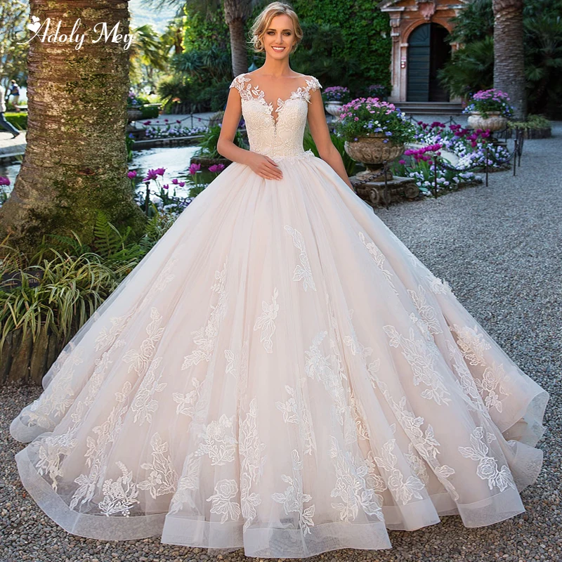 

Adoly Mey Charming Scoop Neck Backless A-Line Wedding Dresses 2020 Gorgeous Court Train Appliques Cap Sleeve Princess Bride Gown