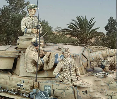 Разобранный 1/35 старинный Panzer crew (4 фигурки бюст без емкости) Статуэтка из