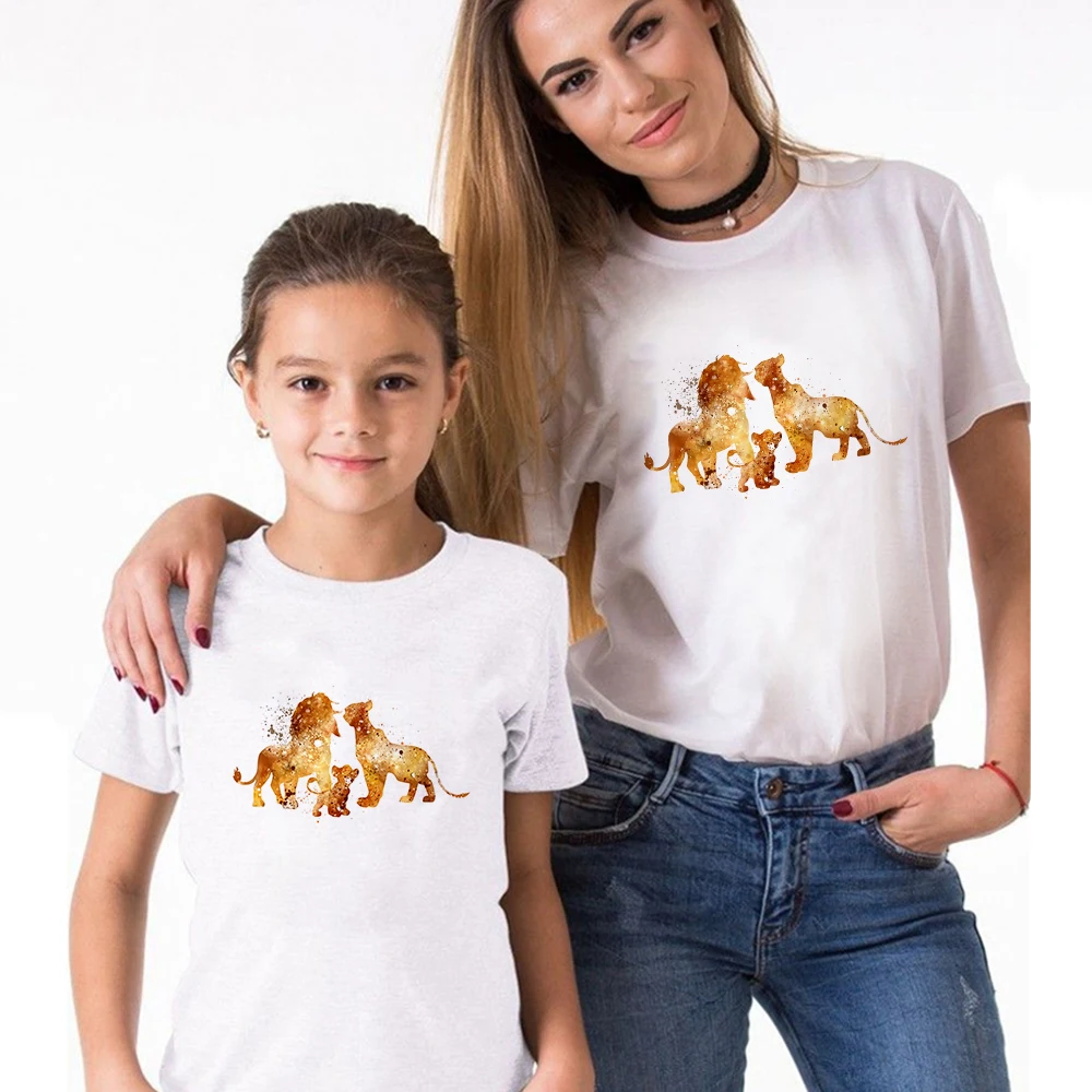 Fashion Harajuku Mom and Son Matching Clothes Lion King Funny Print Couple Short-Sleeved Men Women Tops Summer Kids Tshirt matching family fall outfits