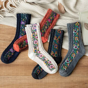 

5pairs Casual Mid-calf Length Vintage Ethnic Daily Wear Women Socks Accessories Soft Stripe Flower Gift Spring Autumn Elastic