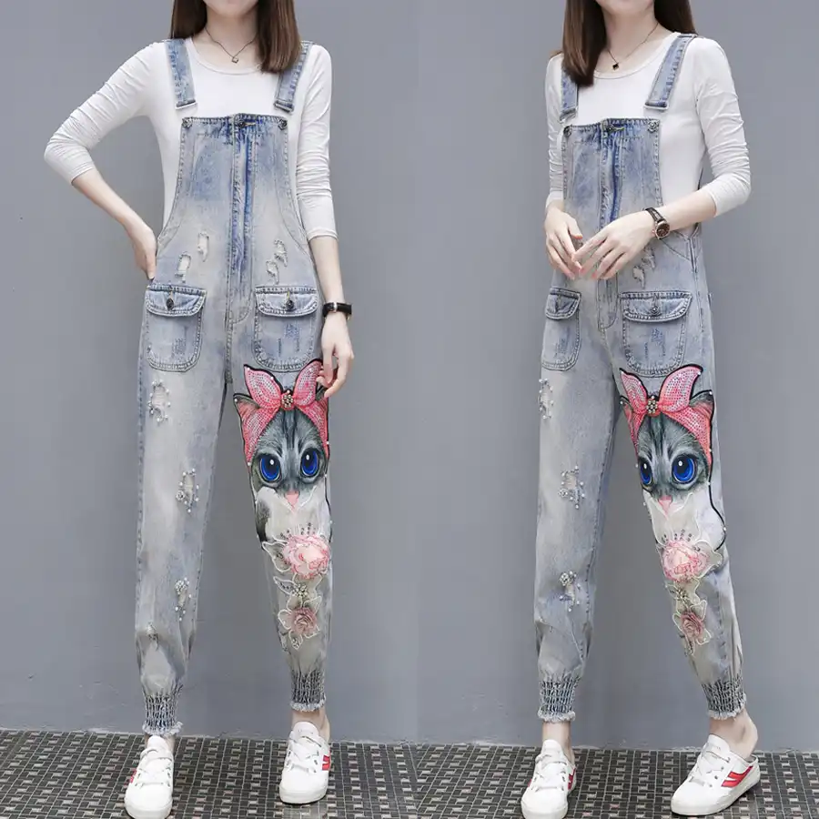 macacão calça jeans rasgado