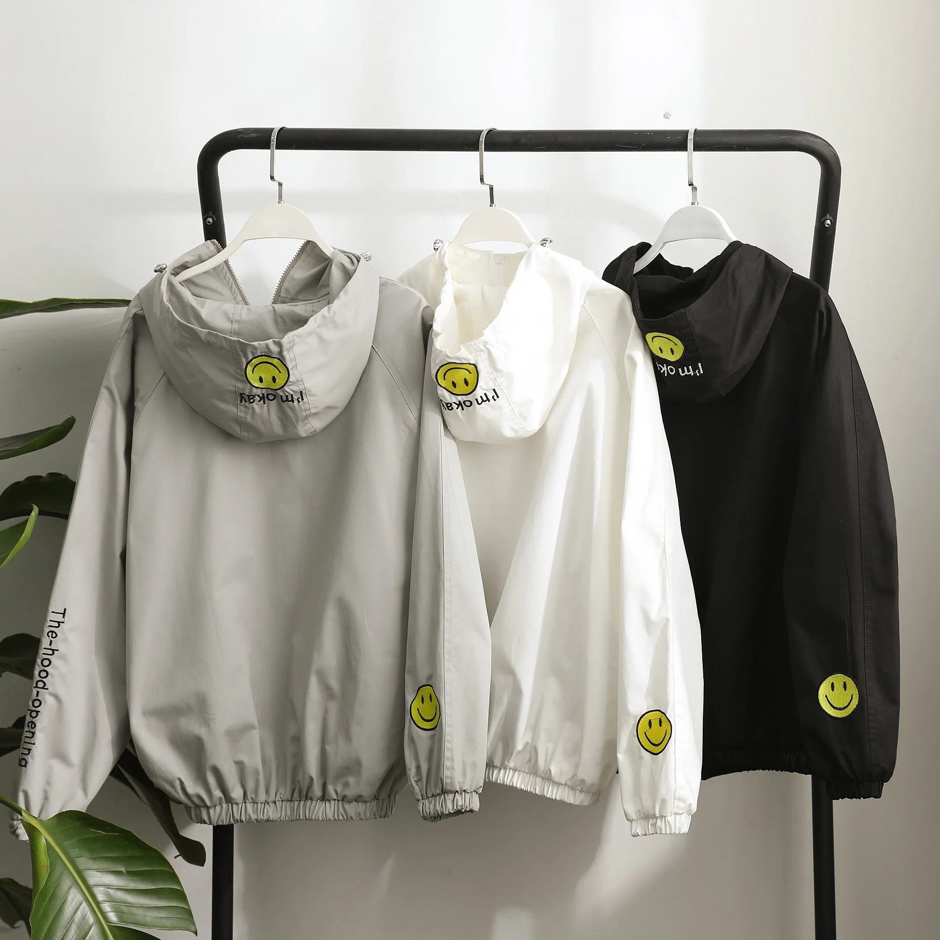 

Spring And Autumn New Products Casual Thin Jacket Men's Fashion Teenager Men Smiling Face Embroidery Zip-up Shirt Couple Clothes