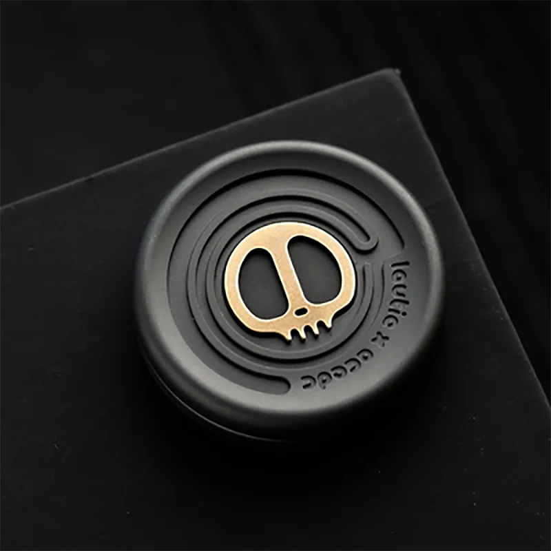 Stock ACEdc LAUTIE Co-branded Devil Milk Haptic Coin EDC Decompression Toy 4 Stock ACEdc LAUTIE Co-branded Devil Milk Haptic Coin EDC Decompression Toy 4