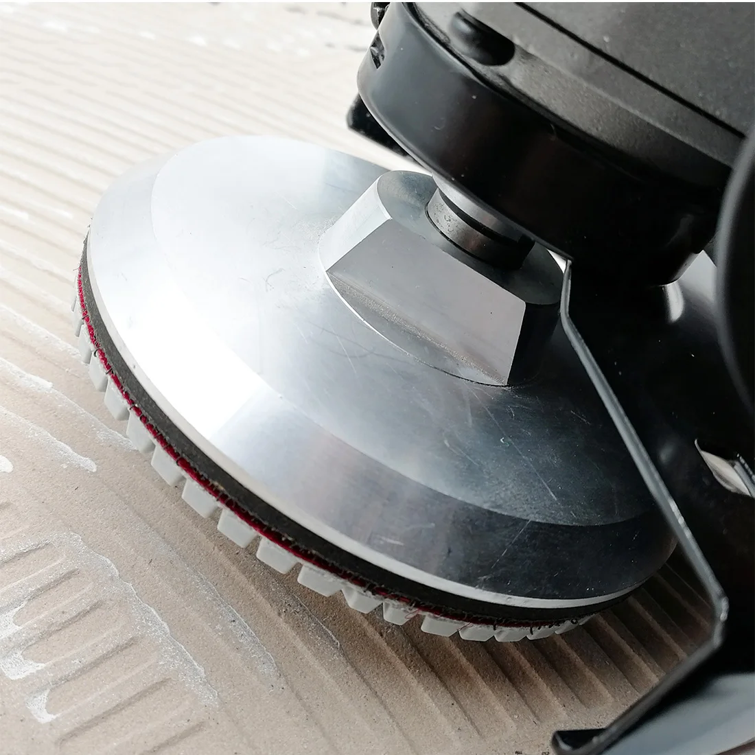 DT-DIATOOL 1 Stück Alu-Basis-Rückplatte für Diamant-Polierpads M14 oder 5/8 Gewinde 3'/4'/5' Schleif- und Schleifscheiben-Halterung – Detail 1