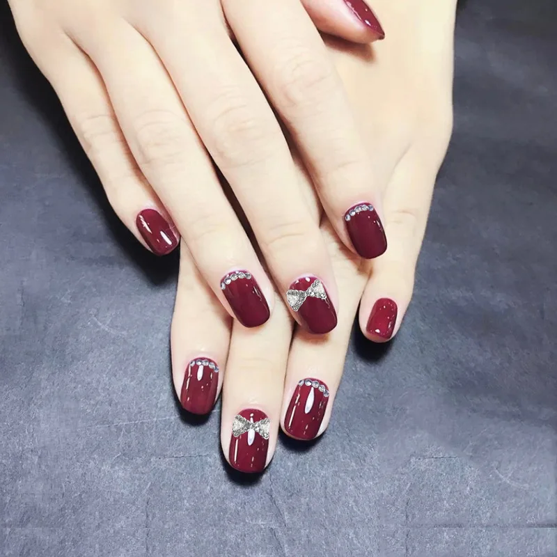 

24Pcs Detachable Short Square Burgundy Bow Tie False Nail with Sparkling Diamond Press On Fake Nails Art Extension Tips with Glu
