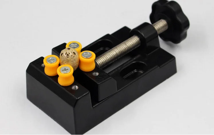 Eight-hole vise, aluminum alloy walnut clamp, table clamp, flat-nose pliers, olive bodhi beads clamp