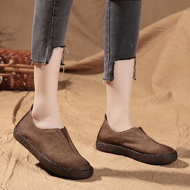 Leather soft bottom casual shoes leather set foot retro flat shoes new tendon bottom round spring and autumn women's shoes