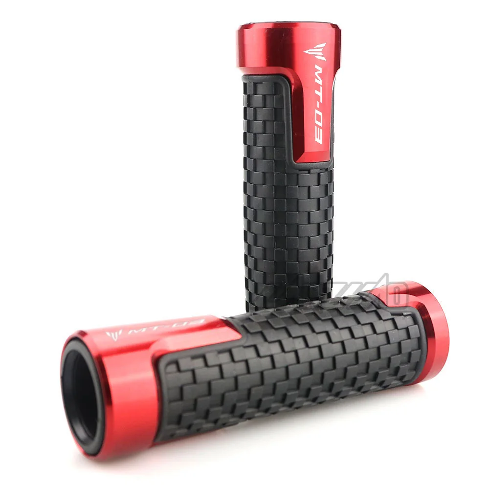 MT03 HAND GRIPS (6)