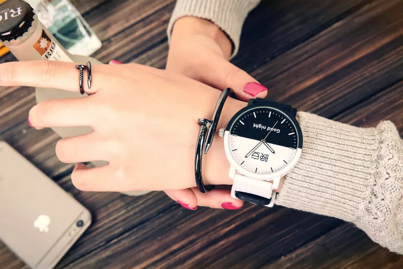 Модные парные часы для мужчин wo Мужские Простые кварцевые часы с кожаным индивидуальным креативным циферблатом подарок на день Святого Валентина erkek kol saati