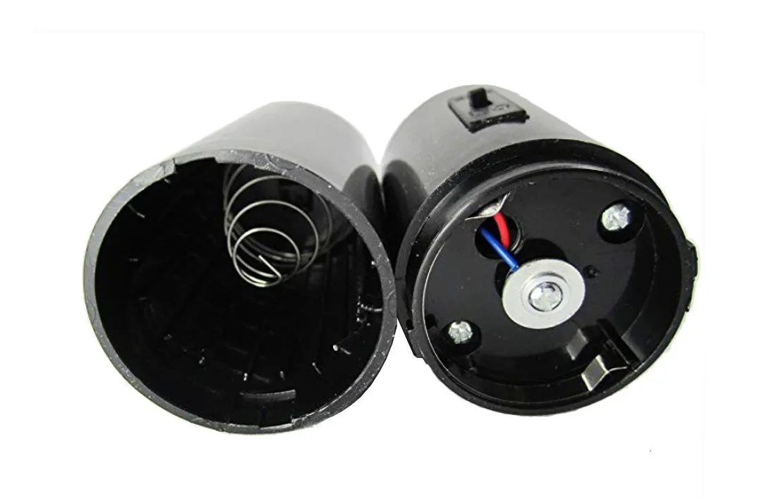 Sinos de vento rotativa do motor preto