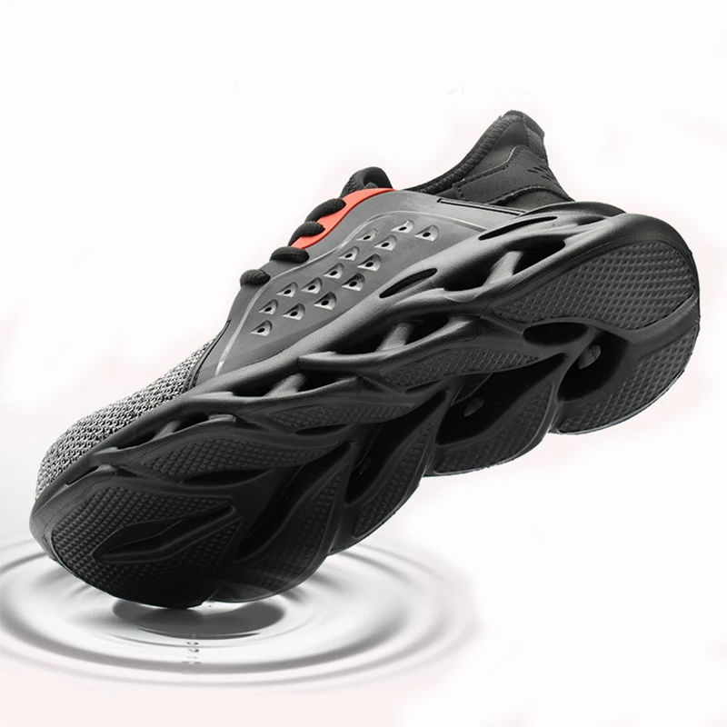 insulated tennis shoes