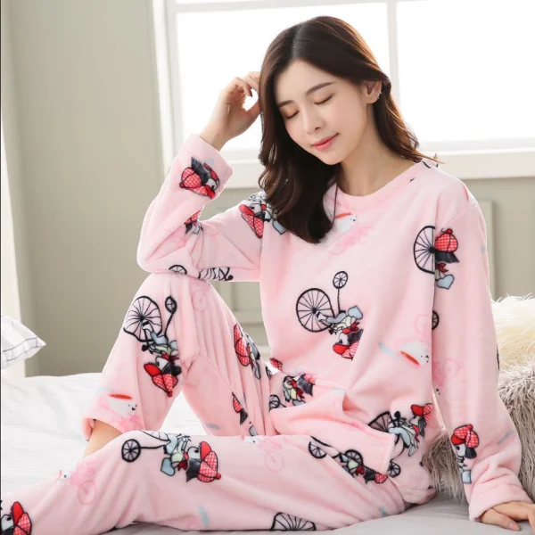 Женская пижама Woman's Pajamas Sets Autumn Flannel Coral O-neck Home Suit 2019Female New Long-sleeve Thicken Print Sleeping Sets - Цвет: bike