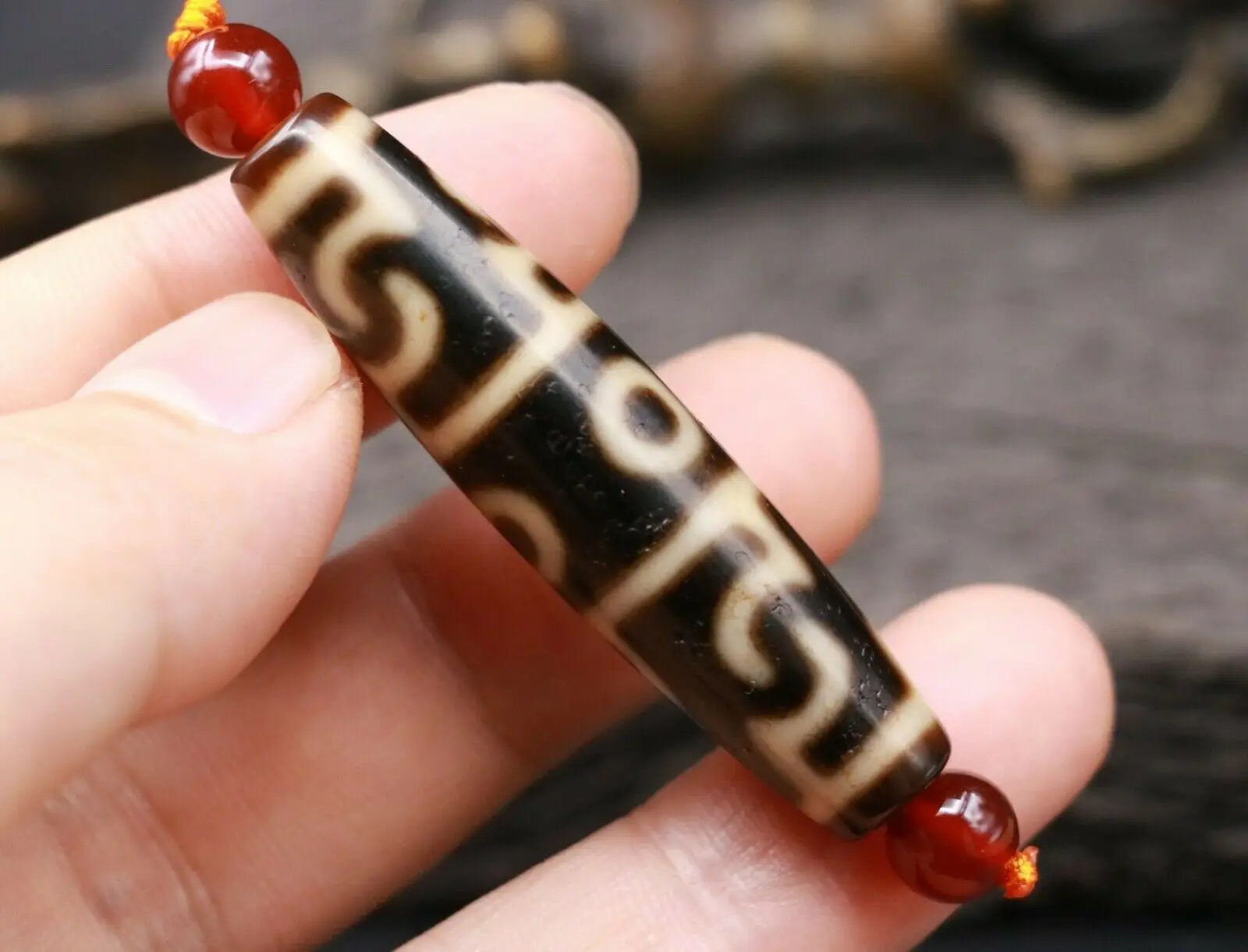 

Treasure Magic LKbrother Magic Tibetan Old Oily Agate Ivory Color 3 Eye Lianshifaqi dZi Bead Amulet 54 4A