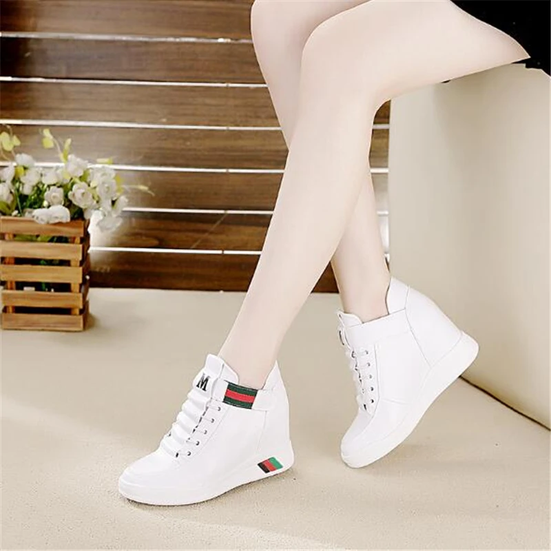 

Non-slip boots 2019 winter explosions tie casual thick bottom wedge with new high-height shoes women's boots