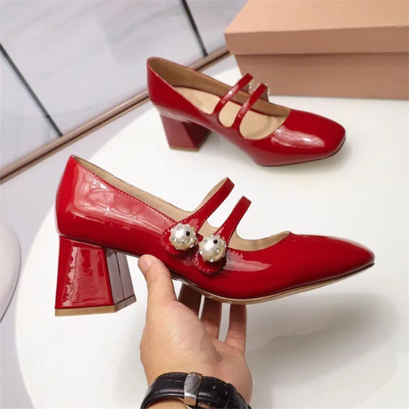 

2019 Med Square Heels Pearl Mary Jane 2019 Vintage Sandals Women Chunky Ladies Shoes Buckle Single Shoes Leather Sweet Pumps