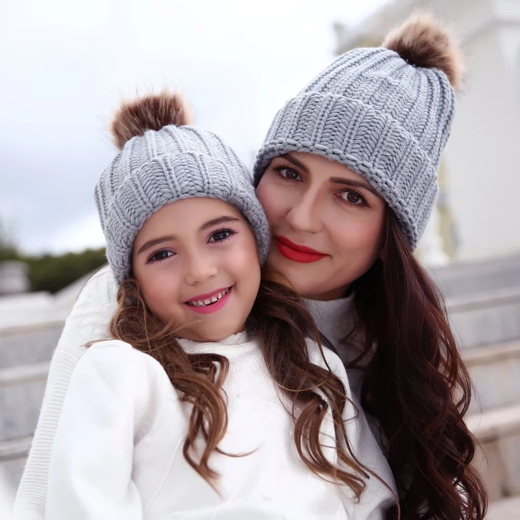 

2pcs Fashion Mom And Baby Knitting Keep Warm Hat set Baby Pompon Winter Children Hat Knitted Cute Cap newborn photography props