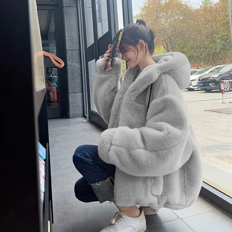 

2020 New Faux Fur Coat Women With Hood Fashion Zipper Plush Thick Slim Pink Faux Fur Jacket Fake Rabbit Fur Coats chaqueta mujer