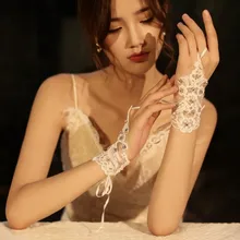 Стразы перчатки с бусинами Свадебные Длина запястья Короткие свадебные перчатки короткие кружевные свадебные перчатки без пальцев SFG28