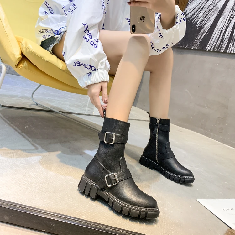 Ботинки; кожаная женская обувь; модные ботинки на молнии с пряжкой; chaussures femme; зимняя женская обувь с круглым носком; обувь на среднем каблуке