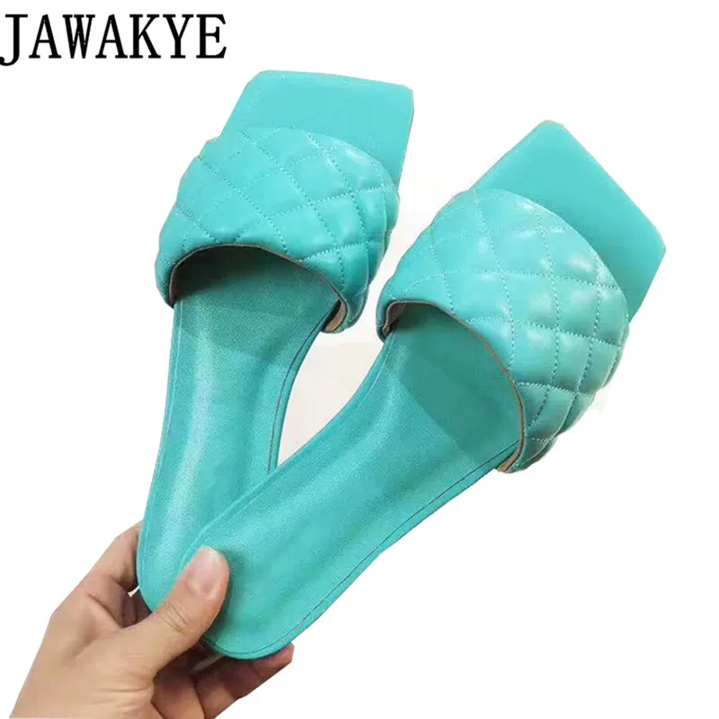 Najtaniej Letnie buty damskie płaski obcas skórzane klapki buty na plażę cukierki kolor kwadratowy z wystającym palcem muły buty damskie kapcie na zewnątrz