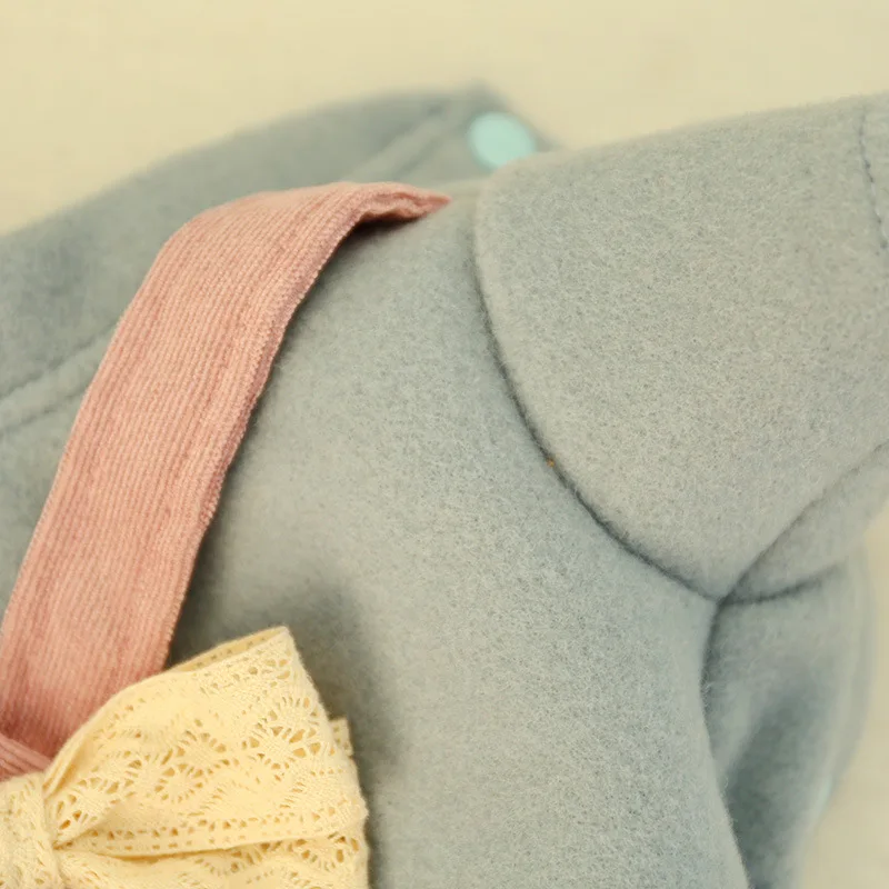 11626267270_1853267267