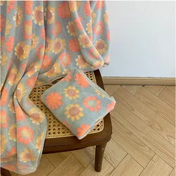 Sun Flower Bath Towel Cotton Towel Thickened Quick-drying Absorbent Coral Fleece Sports Beach Towel