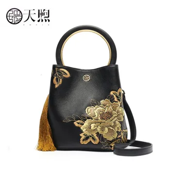 

Women Genuine Leather bag 2019 new fashion leather hand-embroidered crossbody shoulder bag Bucket bag handbag