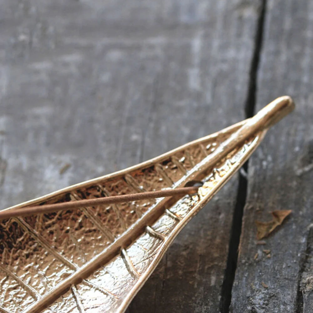 Home Leaf Incense Holder Incense Burner with Snail Incense Stick Holder Home Decor Accessories