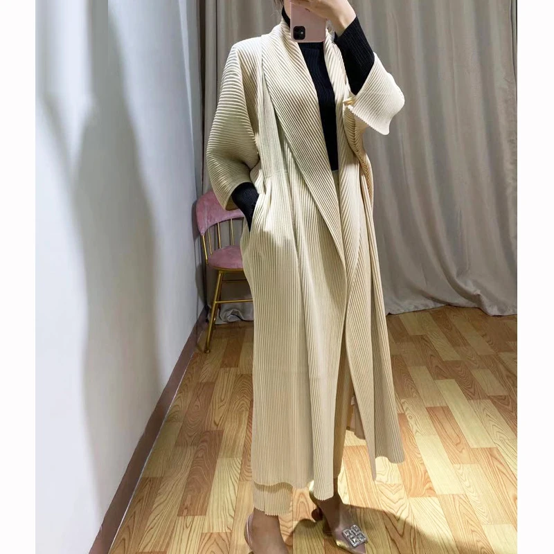 Changpleat весна и осень толстый Женский Тренч miyak плиссированные модные классические мужские и женские однотонные свободные длинные пальто большого размера - Цвет: apricot